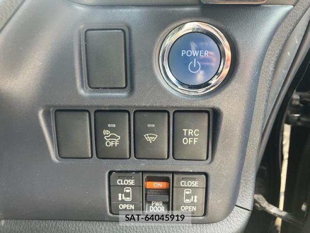 Toyota NOAH HYBRID 2014-05 8628132-20