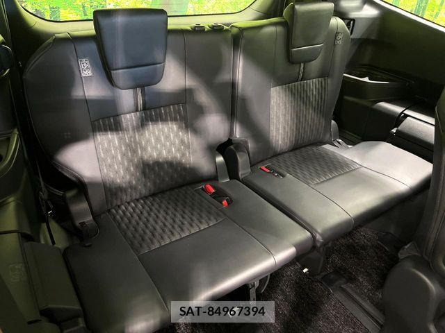 Toyota NOAH HYBRID 2023-09 8628120-9