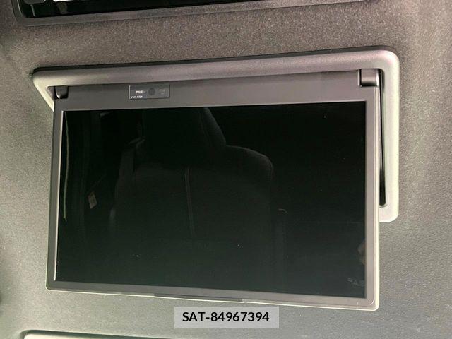 Toyota NOAH HYBRID 2023-09 8628120-6
