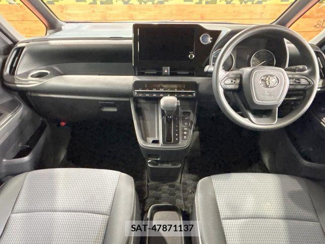 Toyota NOAH HYBRID 2022-10 8666664-1