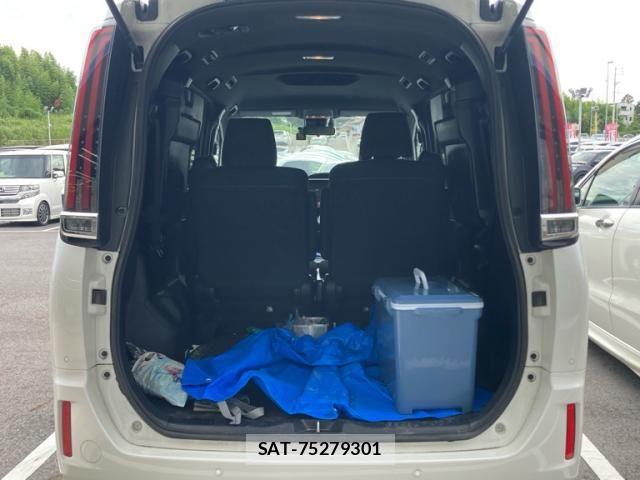 Toyota NOAH HYBRID 2022-01 8666665-9