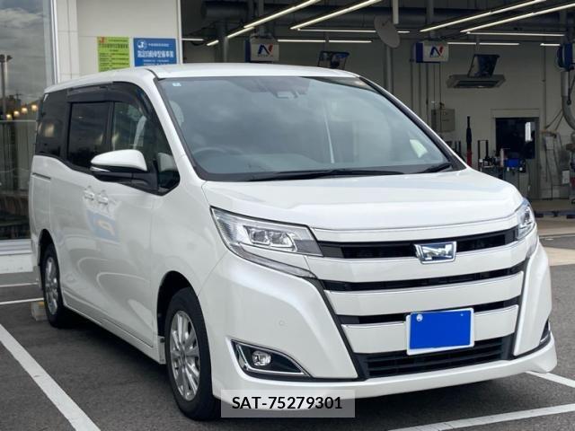 Toyota NOAH HYBRID 2022-01 8666665-1