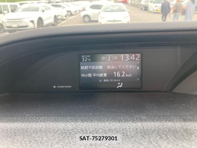 Toyota NOAH HYBRID 2022-01 8666665-19