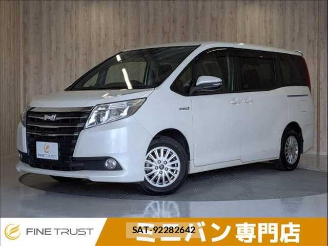Toyota NOAH HYBRID 2016-03 8660721-0