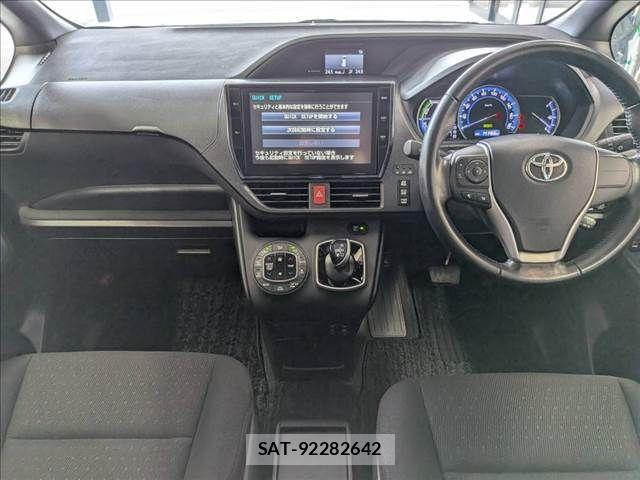 Toyota NOAH HYBRID 2016-03 8660721-2