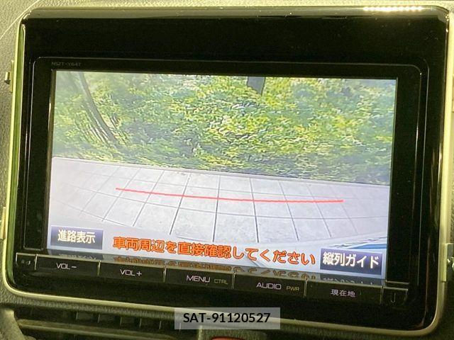 Toyota NOAH HYBRID 2014-12 8666669-3
