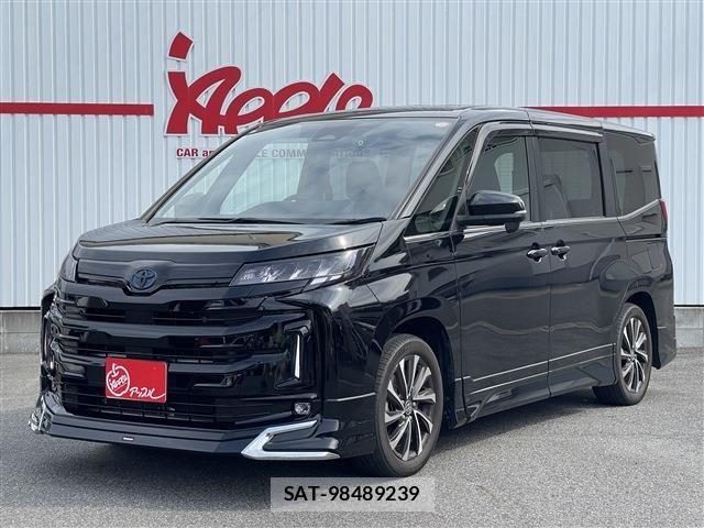 Toyota NOAH HYBRID 2023-09 8666662-0