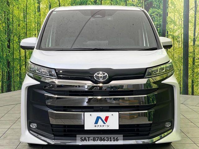 Toyota NOAH HYBRID 2025-12 8660712-14
