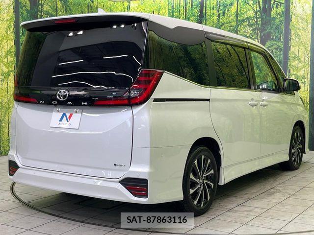 Toyota NOAH HYBRID 2025-12 8660712-17