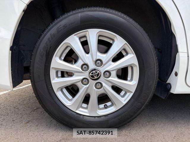Toyota NOAH HYBRID 2021-08 8660722-17