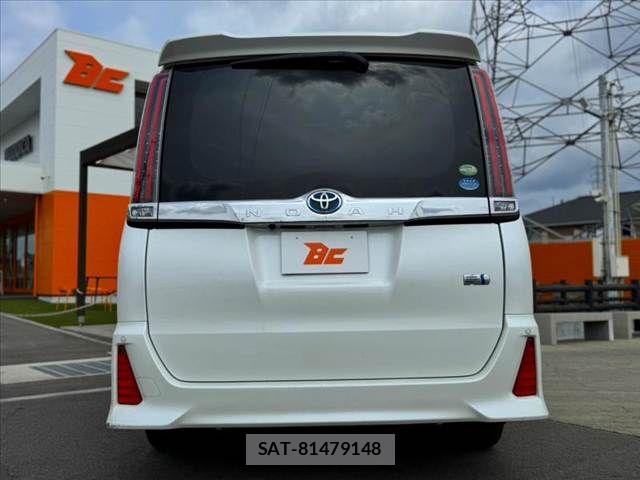 Toyota NOAH HYBRID 2017-09 8666666-13