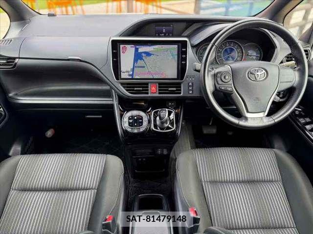 Toyota NOAH HYBRID 2017-09 8666666-1