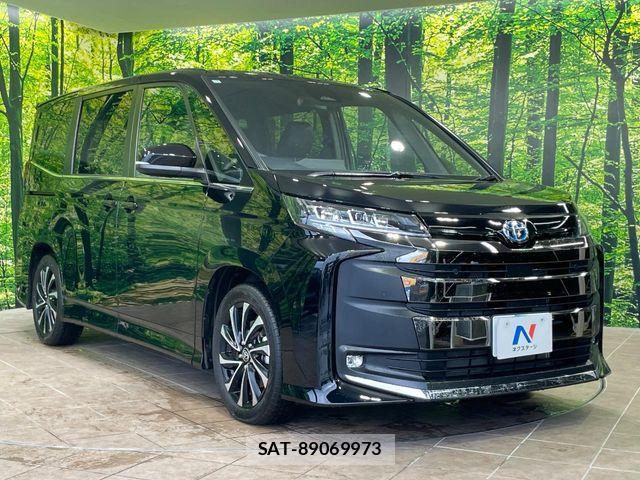 Toyota NOAH HYBRID 2025-02 8660715-16