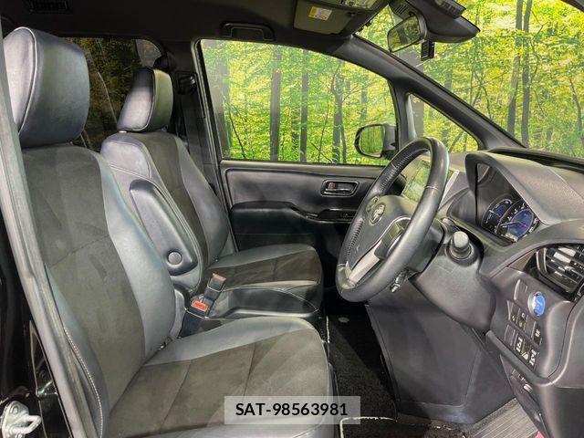 Toyota NOAH HYBRID 2020-09 8660719-6
