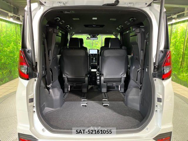 Toyota NOAH HYBRID 2026-03 8660713-10