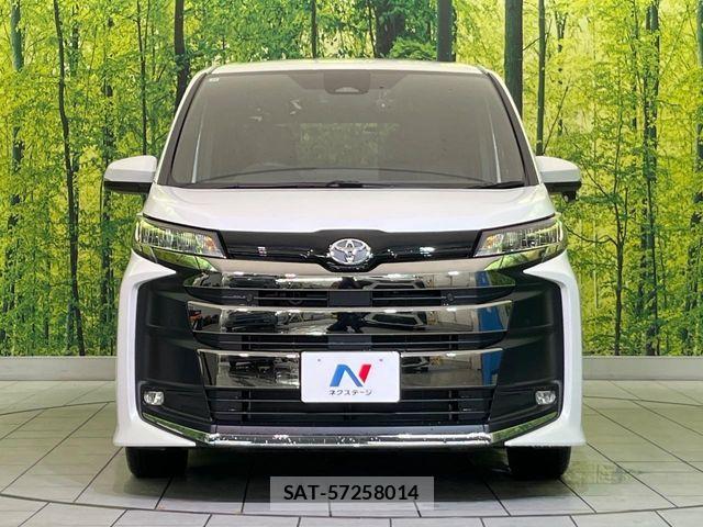 Toyota NOAH HYBRID 2025-10 8660714-14