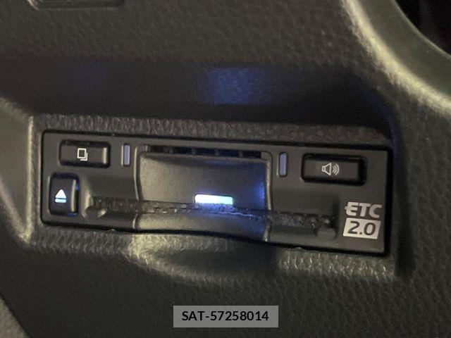 Toyota NOAH HYBRID 2025-10 8660714-6