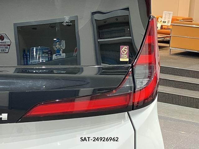 Toyota NOAH HYBRID 2023-09 8660718-21