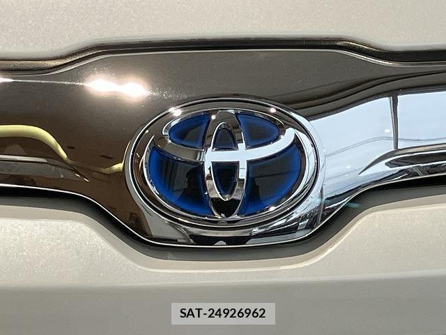 Toyota NOAH HYBRID 2023-09 8660718-24