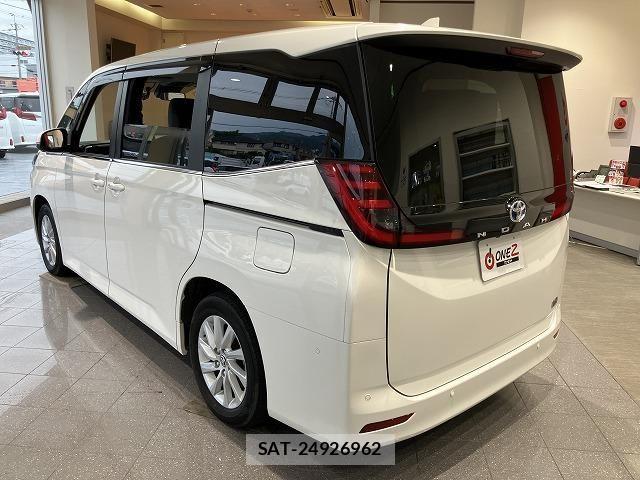 Toyota NOAH HYBRID 2023-09 8660718-2