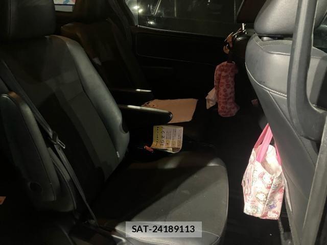 Toyota NOAH HYBRID 2016-09 8666667-10