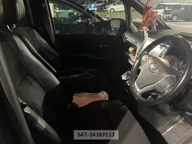 Toyota NOAH HYBRID 2016-09 8666667-11