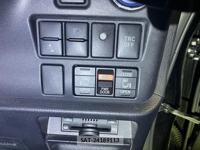 Toyota NOAH HYBRID 2016-09 8666667-14