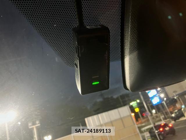Toyota NOAH HYBRID 2016-09 8666667-21