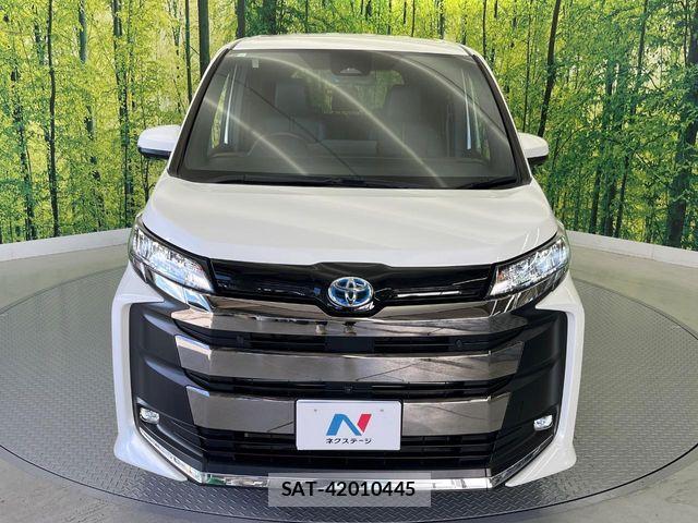 Toyota NOAH HYBRID 2023-11 8686181-15