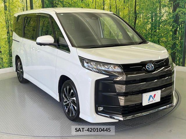 Toyota NOAH HYBRID 2023-11 8686181-17