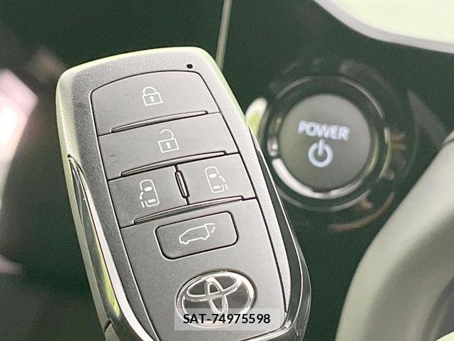Toyota NOAH HYBRID 2026-07 8686177-6