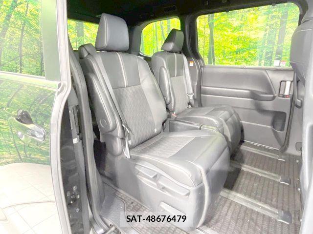 Toyota NOAH HYBRID 2025-03 8686179-8