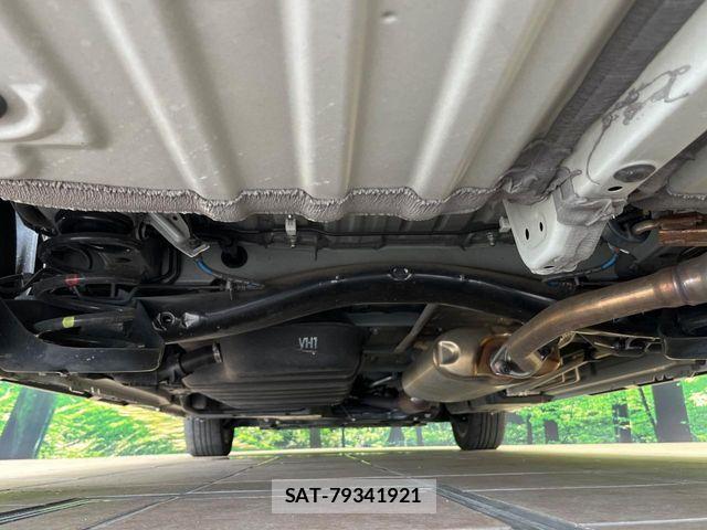 Toyota NOAH HYBRID 2022-07 8686184-19
