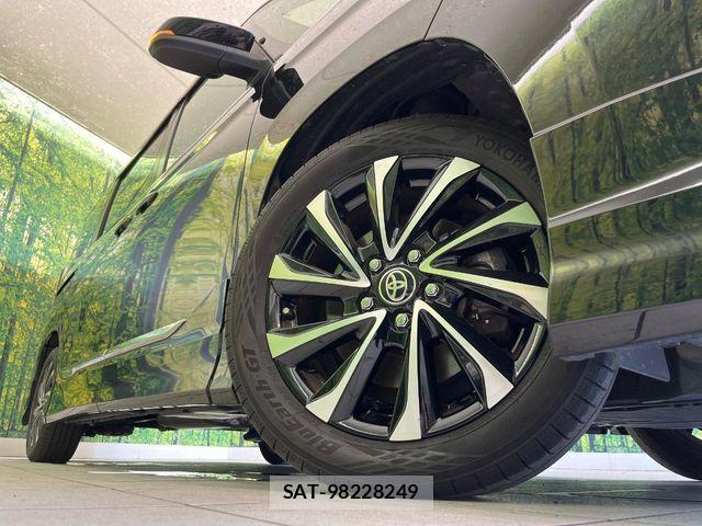 Toyota NOAH HYBRID 2024-01 8686182-12