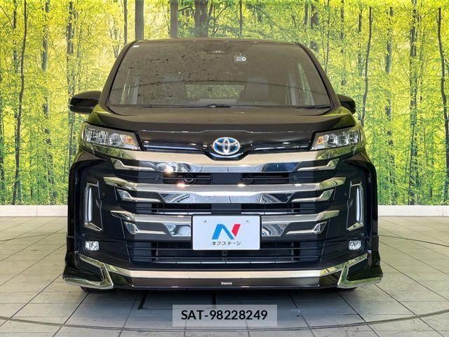 Toyota NOAH HYBRID 2024-01 8686182-13