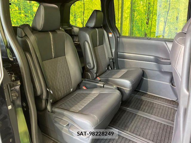 Toyota NOAH HYBRID 2024-01 8686182-7