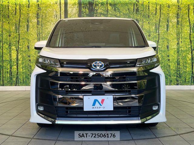 Toyota NOAH HYBRID 2023-12 8686185-13