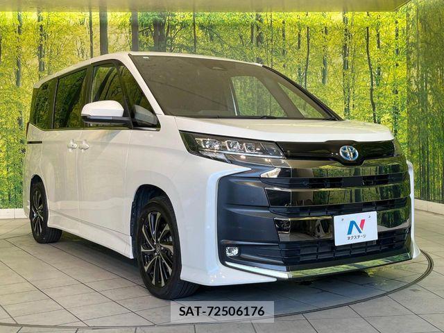 Toyota NOAH HYBRID 2023-12 8686185-15
