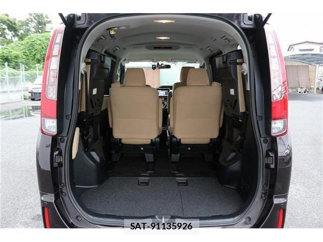 Toyota NOAH HYBRID 2014-05 8686188-29