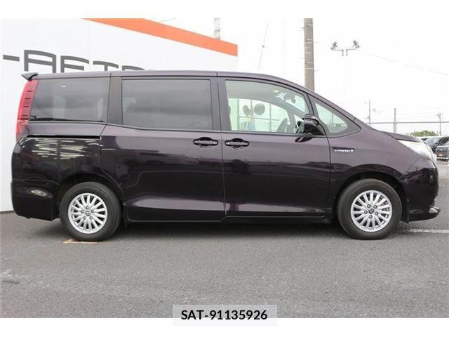 Toyota NOAH HYBRID 2014-05 8686188-3