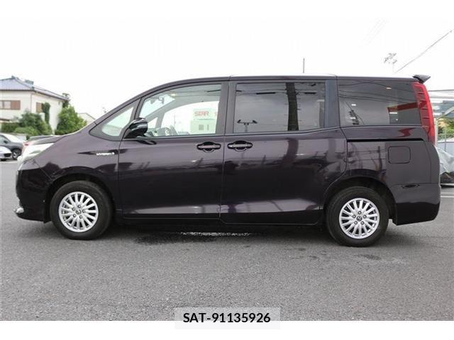 Toyota NOAH HYBRID 2014-05 8686188-7