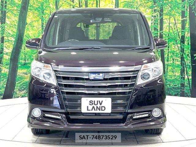 Toyota NOAH HYBRID 2016-07 8744812-15