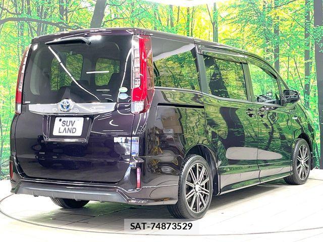 Toyota NOAH HYBRID 2016-07 8744812-18