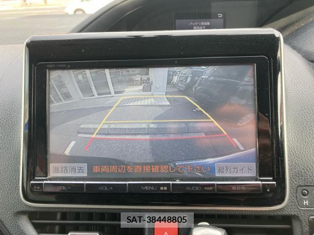 Toyota NOAH HYBRID 2014-07 8744818-18