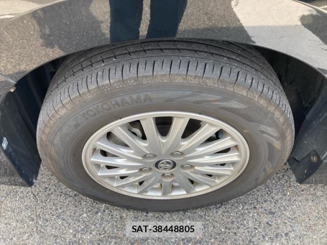 Toyota NOAH HYBRID 2014-07 8744818-4