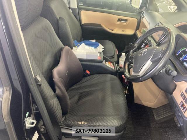 Toyota NOAH HYBRID 2014-07 8744820-9