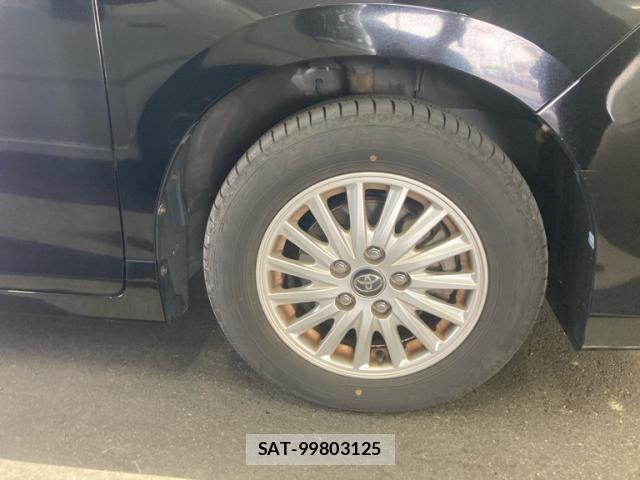 Toyota NOAH HYBRID 2014-07 8744820-3