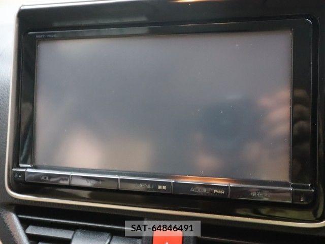 Toyota NOAH HYBRID 2014-03 8744814-13