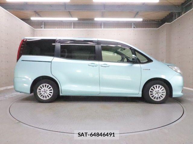 Toyota NOAH HYBRID 2014-03 8744814-25