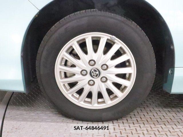 Toyota NOAH HYBRID 2014-03 8744814-26